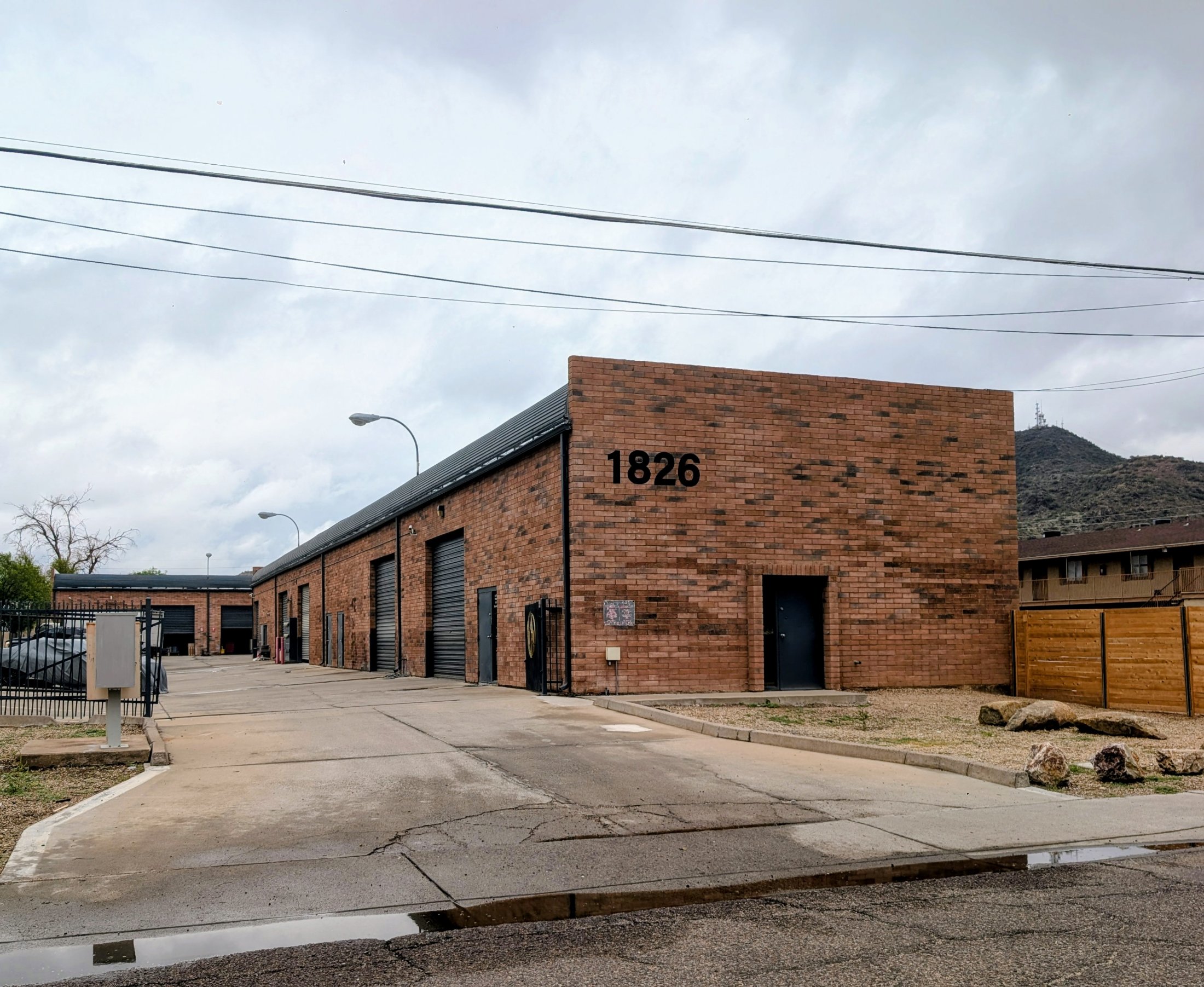Sahuaro, 1826 W Sahuaro Dr